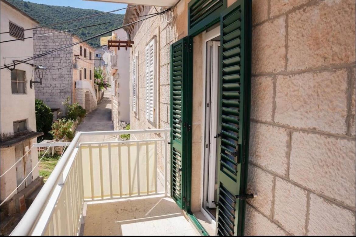 Apartmani Antonia Račišće Exterior foto